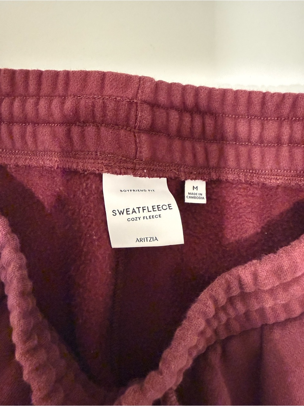 Aritzia Cozy Fleece Boyfriend Basic Wide Sweatpant - Picture 7 of 7